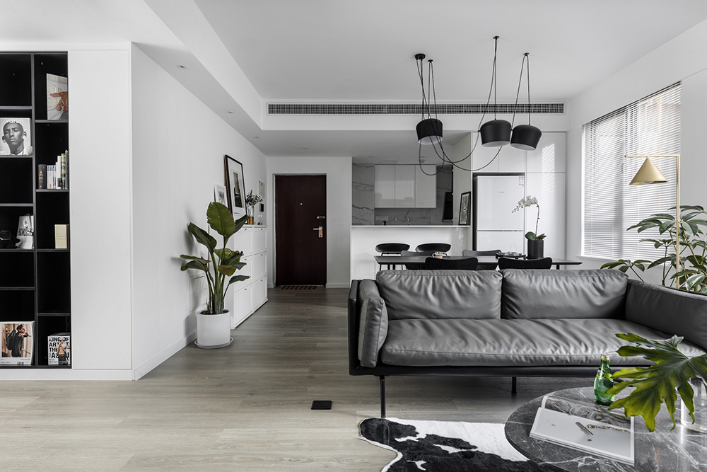 南宁龙光水悦龙湾三居132平米现代简约风格室内装修案例-客厅 南宁龙光水悦龙湾三居132平米现代简约风格室内装修案例-客厅